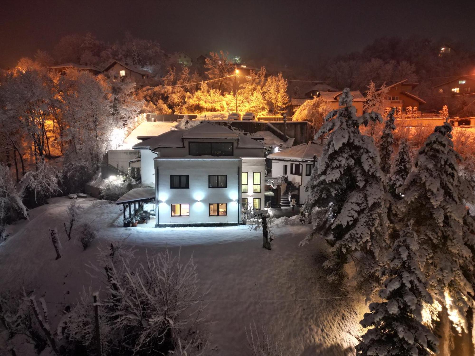 Residence 33 Σαράγεβο Εξωτερικό φωτογραφία